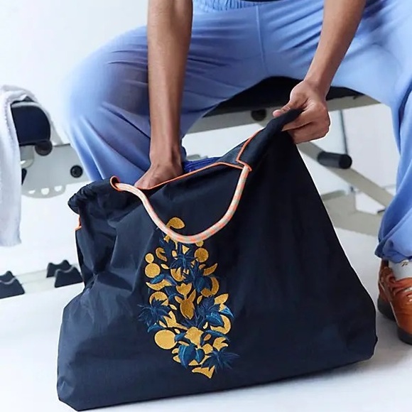 FREE PEOPLE MOVEMENT Blooming Buti Tote Bag - Picture 3 of 4